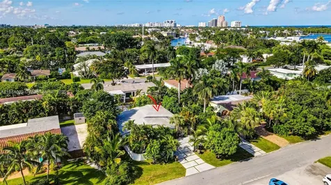 2601 NE 11th Court Fort Lauderdale FL 33304