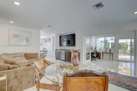 2601 NE 11th Court Fort Lauderdale FL 33304