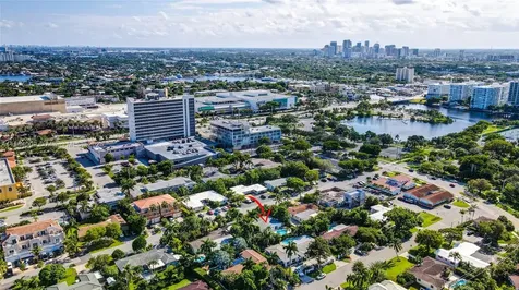 2601 NE 11th Court Fort Lauderdale FL 33304