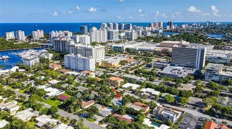 2601 NE 11th Court Fort Lauderdale FL 33304