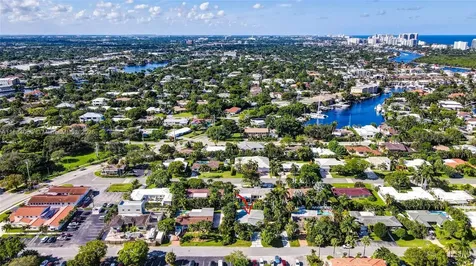 2601 NE 11th Court Fort Lauderdale FL 33304