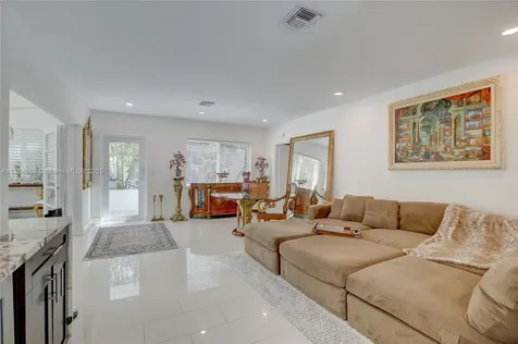 2601 NE 11th Court Fort Lauderdale FL 33304