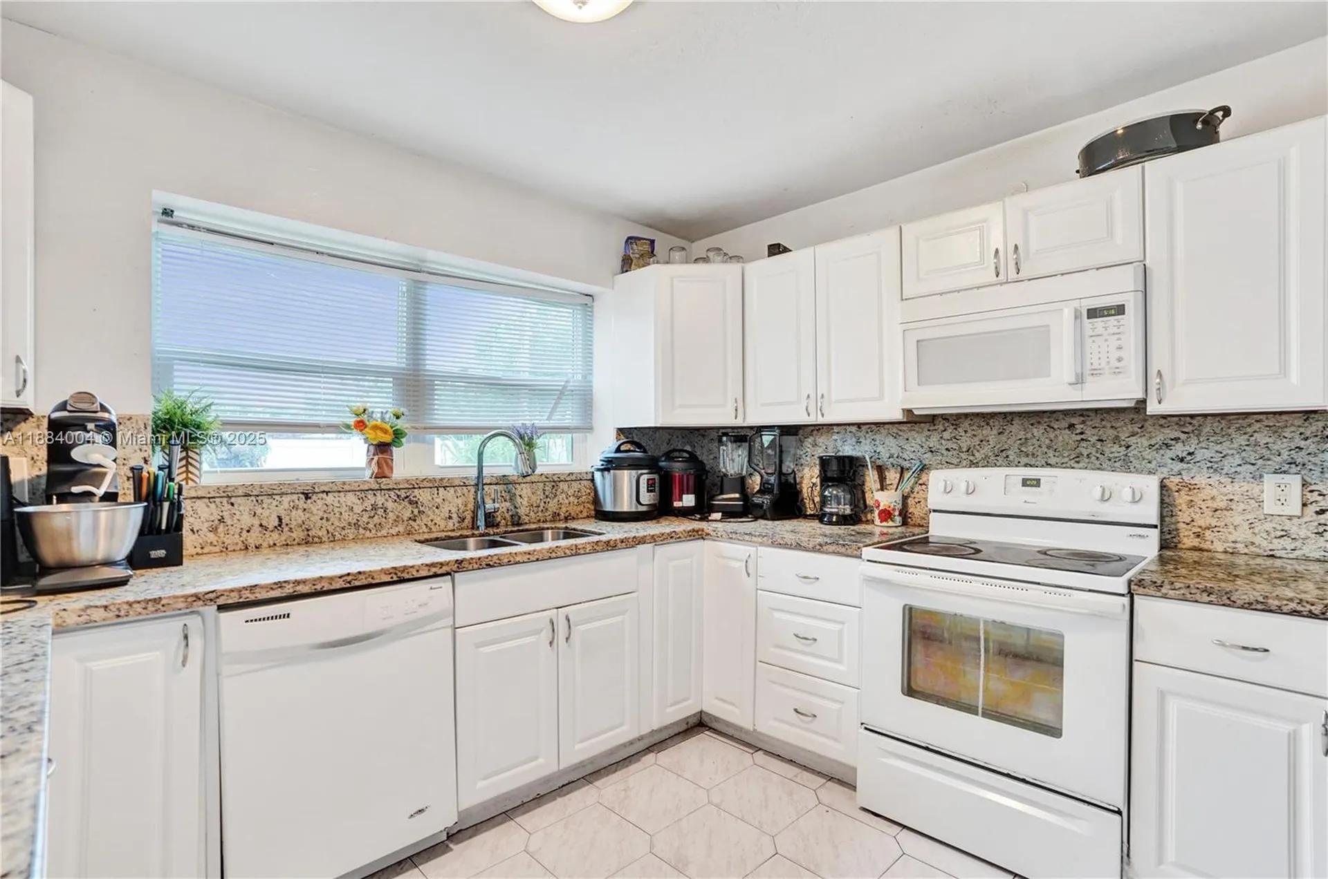 320 N 71st Avenue Hollywood FL 33024