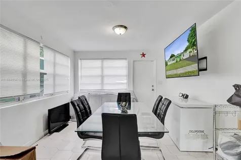 320 N 71st Avenue Hollywood FL 33024
