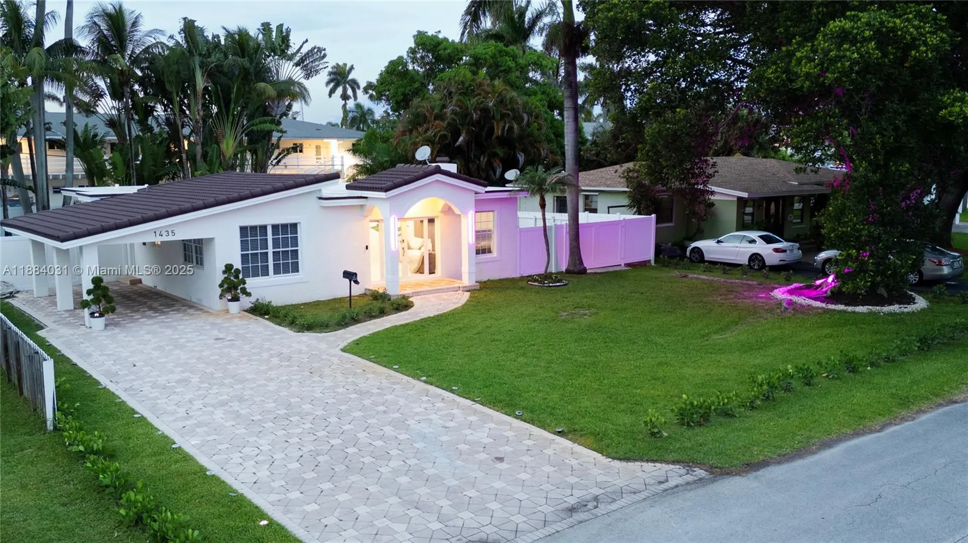 1435 Grant Street Hollywood FL 33020