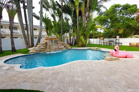 1435 Grant Street Hollywood FL 33020