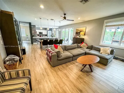 857 Vanda Terrace Weston FL 33327