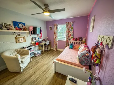 857 Vanda Terrace Weston FL 33327