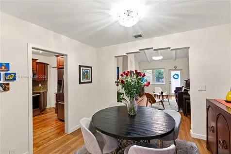 412 Zamora Avenue Coral Gables FL 33134
