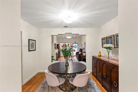 412 Zamora Avenue Coral Gables FL 33134