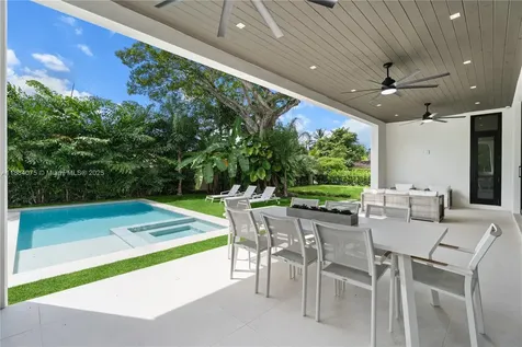 7001 SW 71st Avenue Miami FL 33143