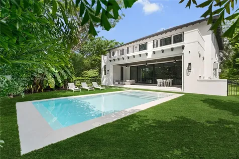7001 SW 71st Avenue Miami FL 33143