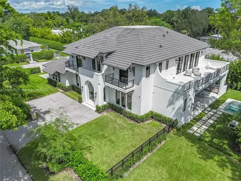 7001 SW 71st Avenue Miami FL 33143
