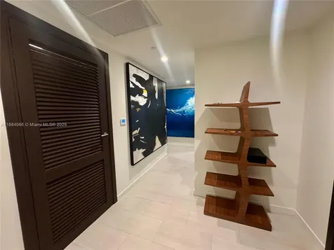 1000 Brickell Plaza Miami FL 33131