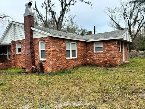 1056 NE Scott Street Other City - In The State Of Florida FL 32064