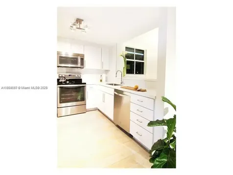 1250 S Miami Avenue Miami FL 33130