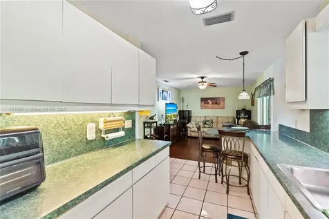 19910 SW 92nd Avenue Cutler Bay FL 33157