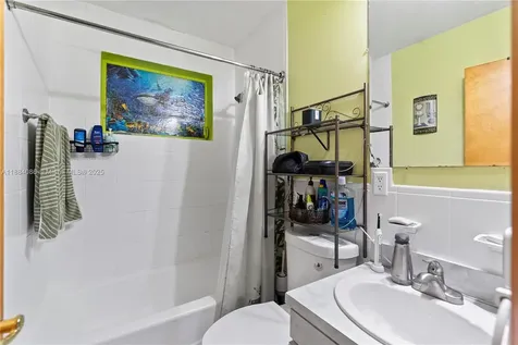 19910 SW 92nd Avenue Cutler Bay FL 33157