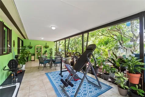 19910 SW 92nd Avenue Cutler Bay FL 33157