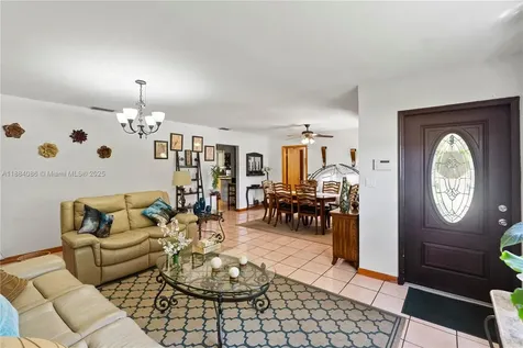 19910 SW 92nd Avenue Cutler Bay FL 33157