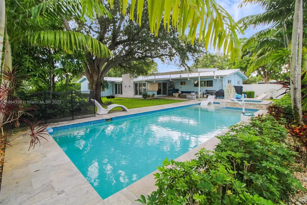 1190 Robin Avenue Miami Springs FL 33166