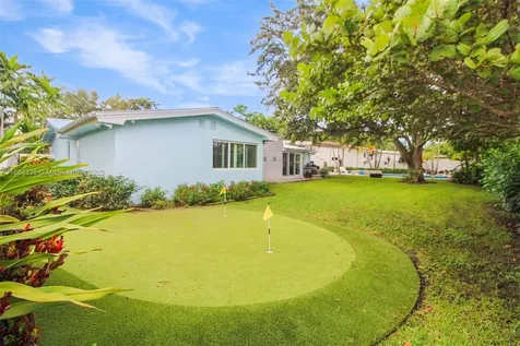 1190 Robin Avenue Miami Springs FL 33166
