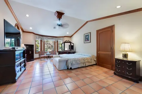 9360 SW 66th Street Miami FL 33173