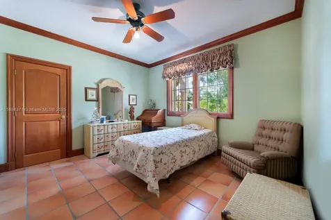 9360 SW 66th Street Miami FL 33173