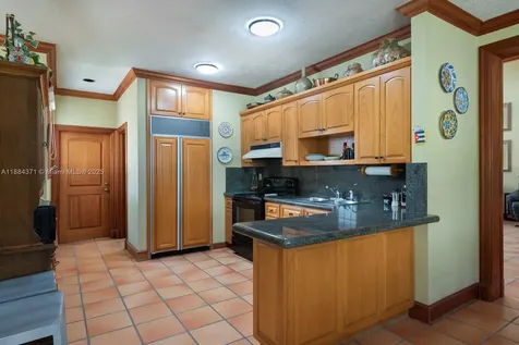 9360 SW 66th Street Miami FL 33173