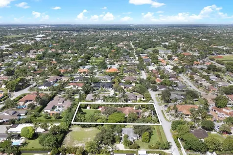 9360 SW 66th Street Miami FL 33173