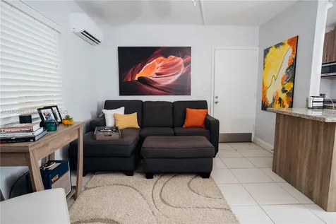 7901 SW 64th Avenue South Miami FL 33143