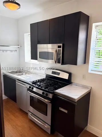 4812 Pine Tree Drive Miami Beach FL 33140