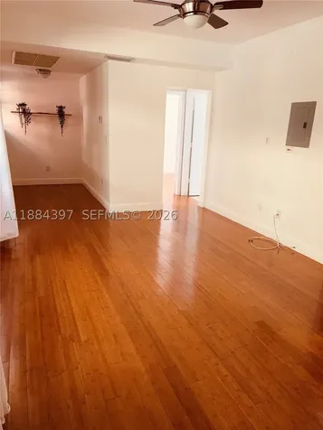4812 Pine Tree Drive Miami Beach FL 33140