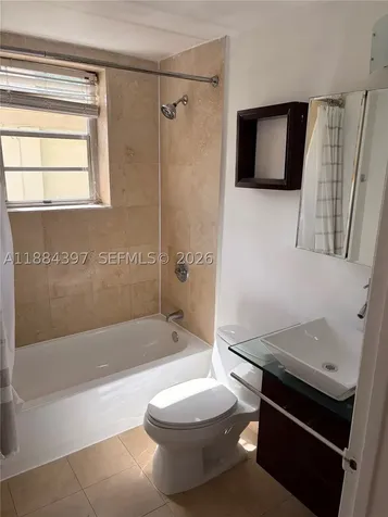 4812 Pine Tree Drive Miami Beach FL 33140