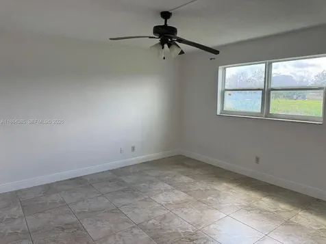 2471 SW 82nd Avenue Davie FL 33324