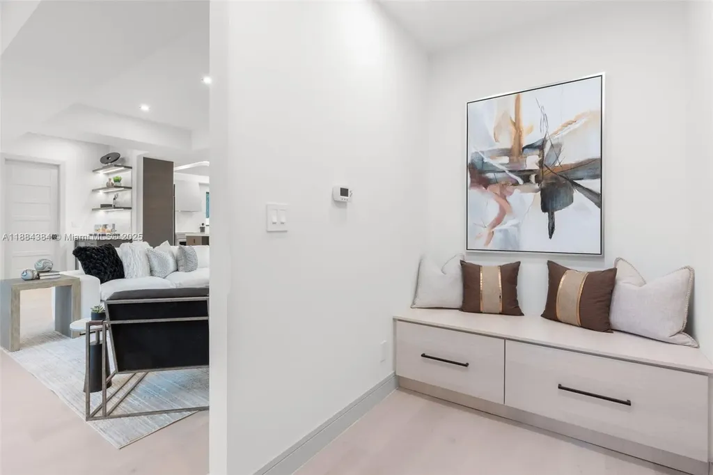 702 NW 5th Avenue Delray Beach FL 33444