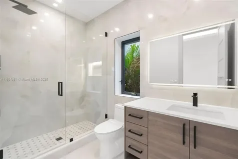 702 NW 5th Avenue Delray Beach FL 33444