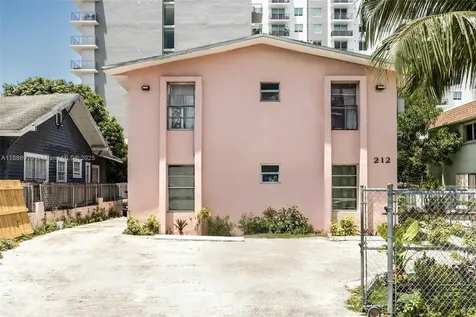212 NW 7th Avenue Miami FL 33128