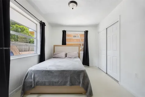 212 NW 7th Avenue Miami FL 33128