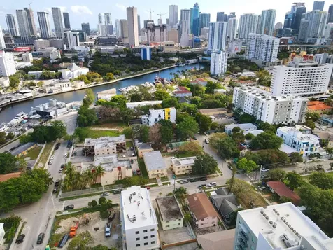 212 NW 7th Avenue Miami FL 33128