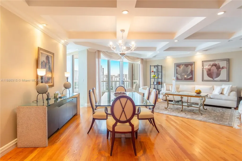 21050 Point Place Aventura FL 33180