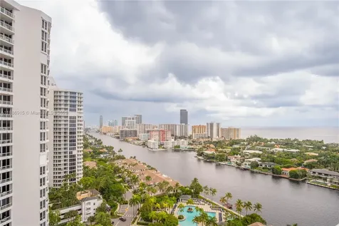 21050 Point Place Aventura FL 33180