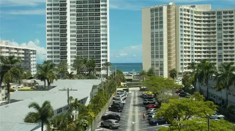3161 S Ocean Drive Hallandale Beach FL 33009
