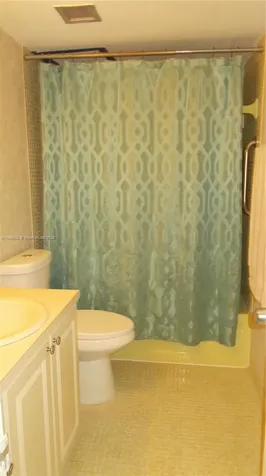 3161 S Ocean Drive Hallandale Beach FL 33009