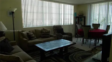 3161 S Ocean Drive Hallandale Beach FL 33009