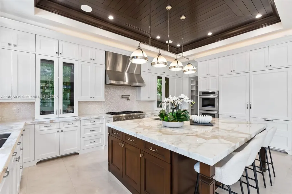 821 Solar Isle Drive Fort Lauderdale FL 33301