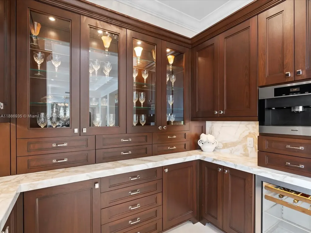 821 Solar Isle Drive Fort Lauderdale FL 33301