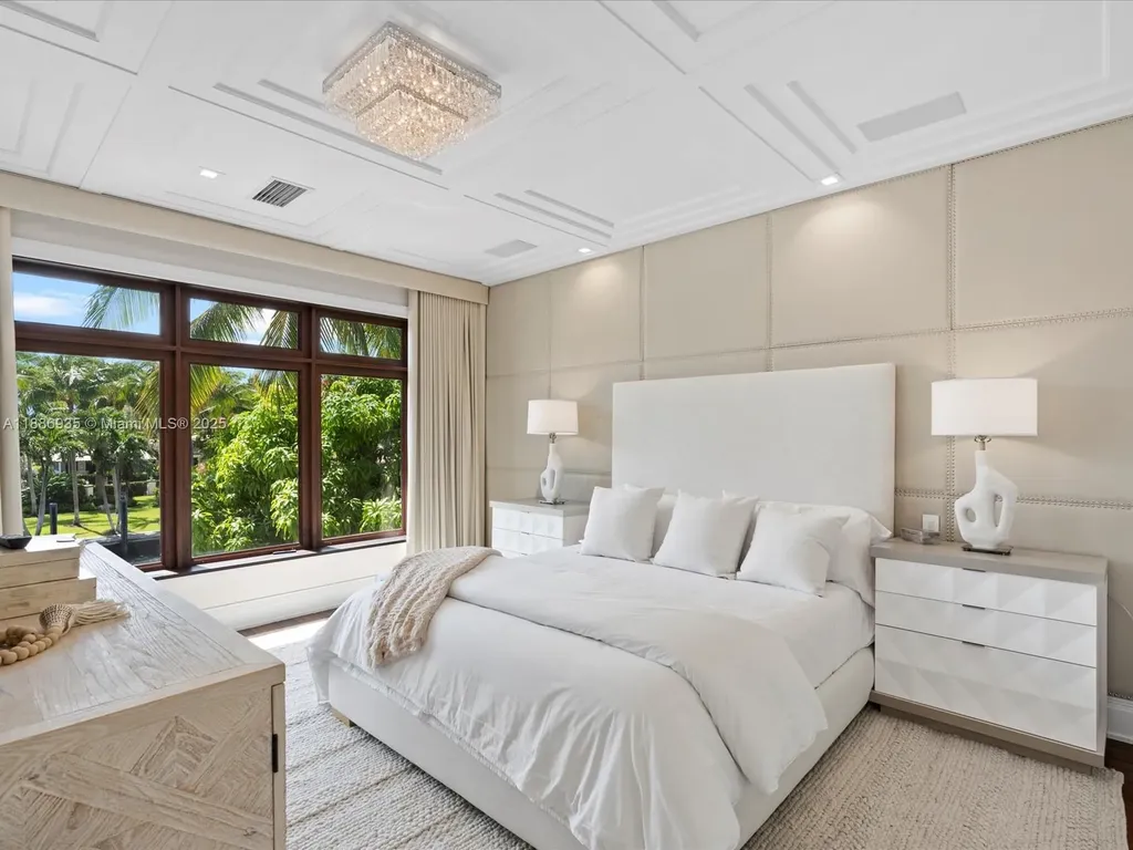 821 Solar Isle Drive Fort Lauderdale FL 33301