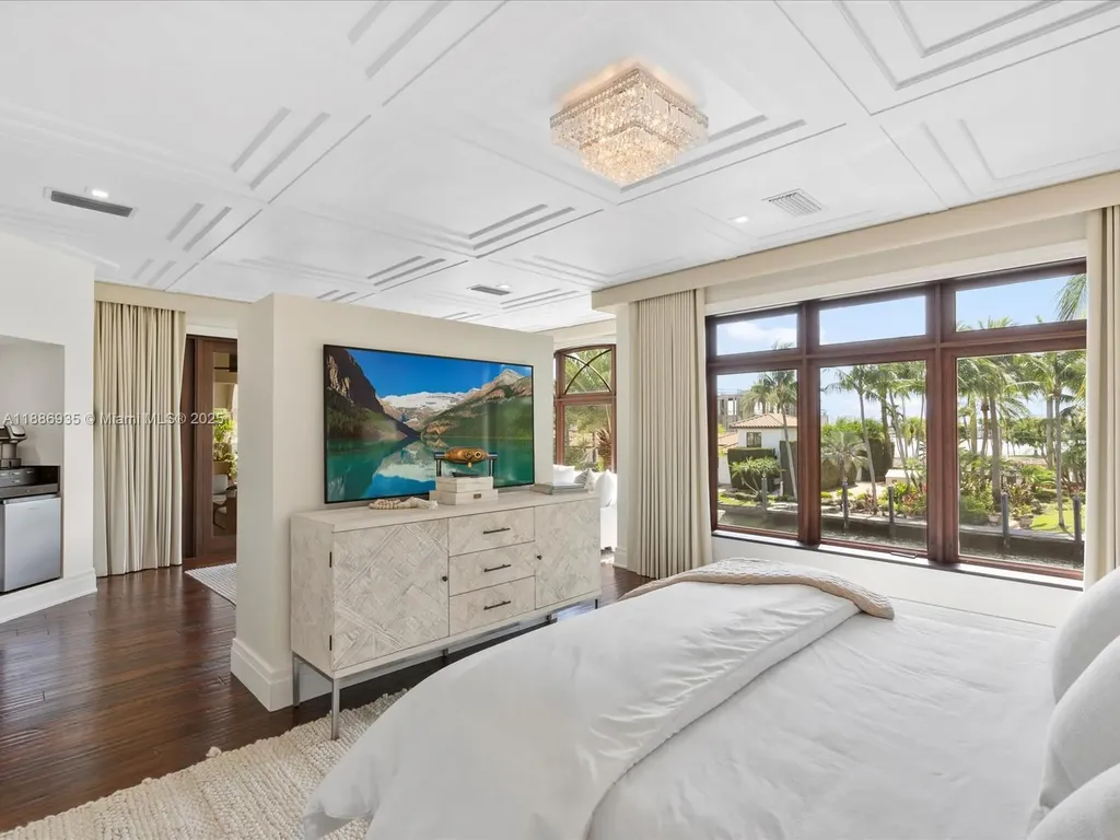 821 Solar Isle Drive Fort Lauderdale FL 33301