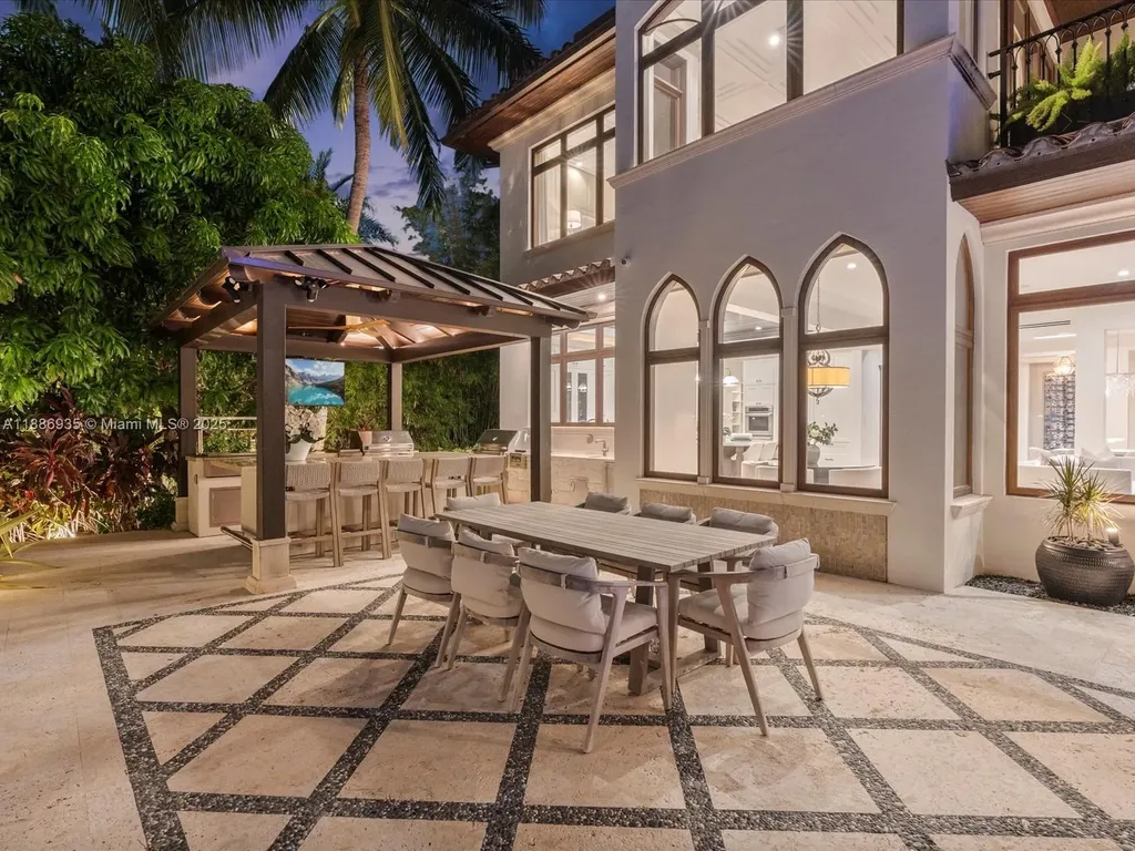 821 Solar Isle Drive Fort Lauderdale FL 33301